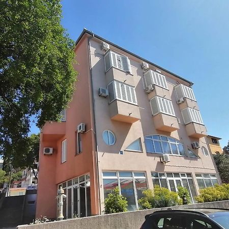 Apartment Lana Novi Vinodolski Exteriör bild